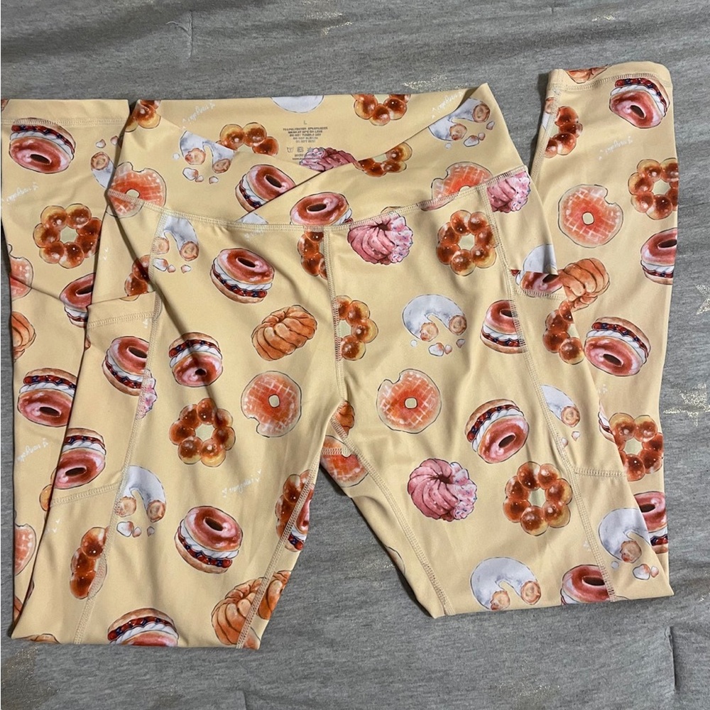 Ironyokai donut leggings